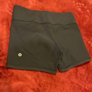 Lululemon reversible shorts